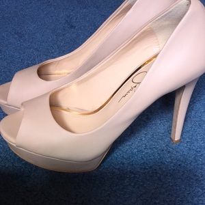 Jessica Simpson nude heels
